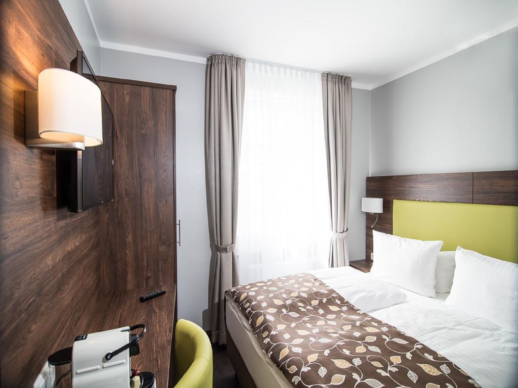 Batu 3* München
