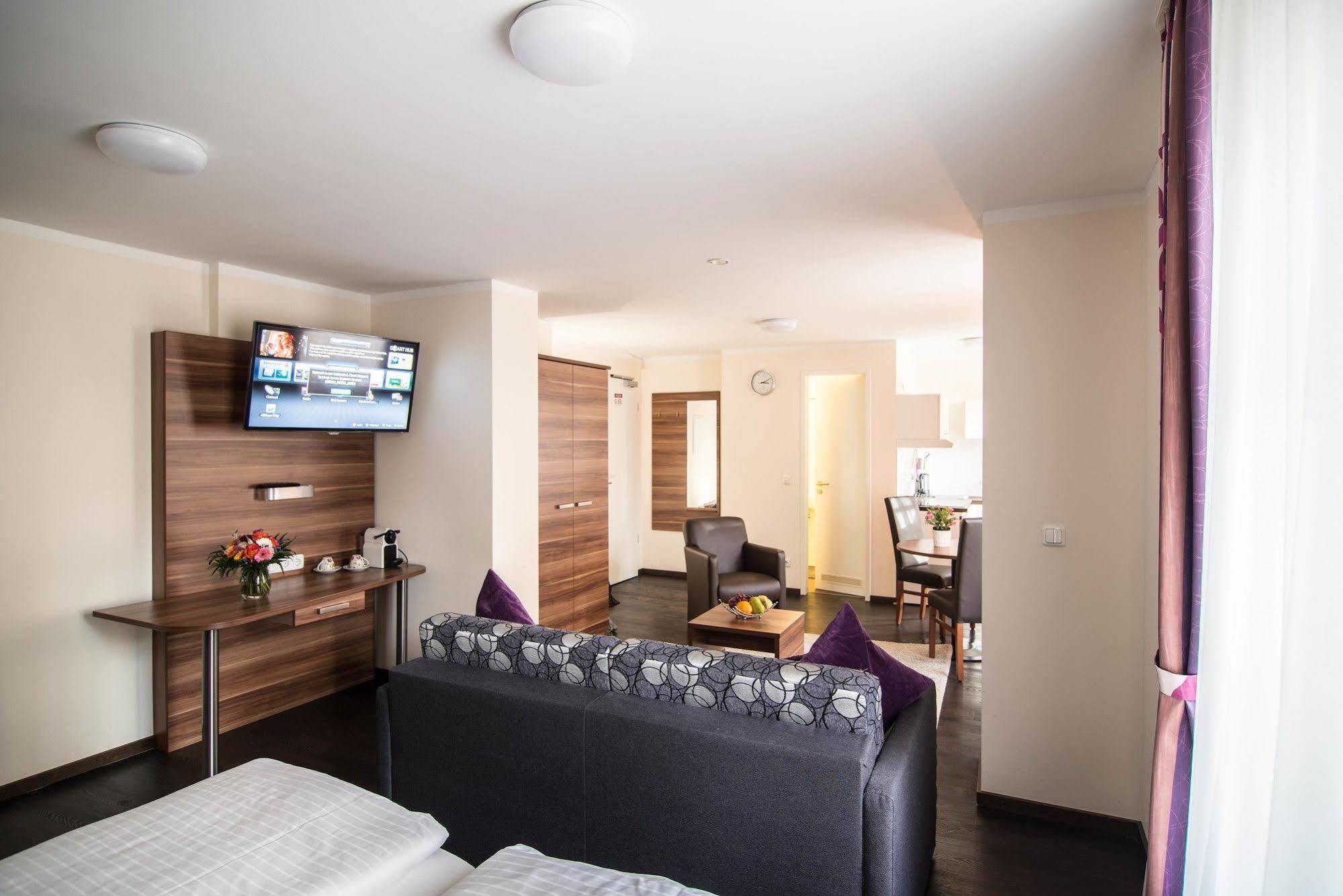 Batu Aparthotel München